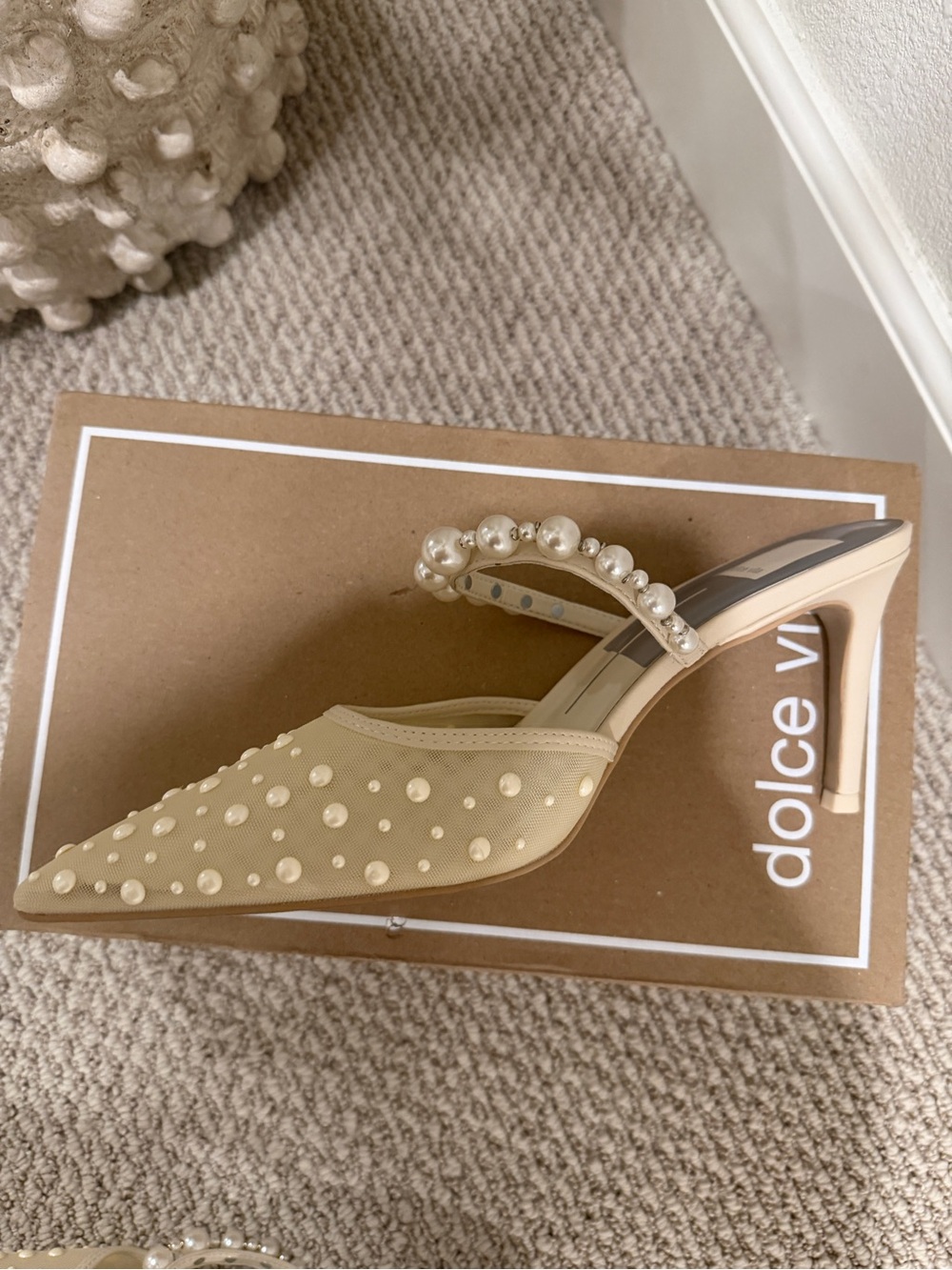 Dolce Vita Katik Pearl Bridal Mule Mesh Heels – Ivory/Cream – Size 8 - Picture 5 of 5
